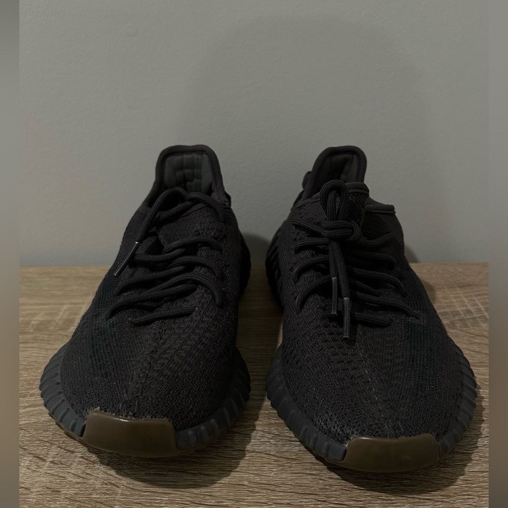 Yeezy adidas boost 350 V2 black size 6